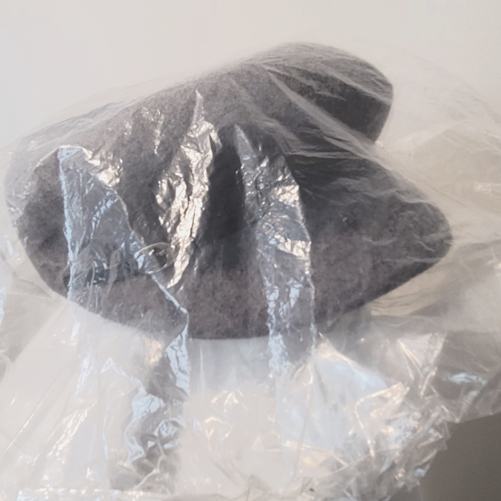 Grey Hat•PACKAGED